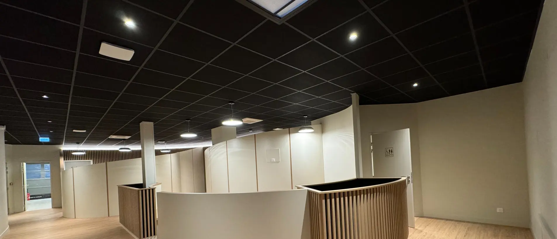 Aménagement d'espaces professionnels sur mesure | Interclose